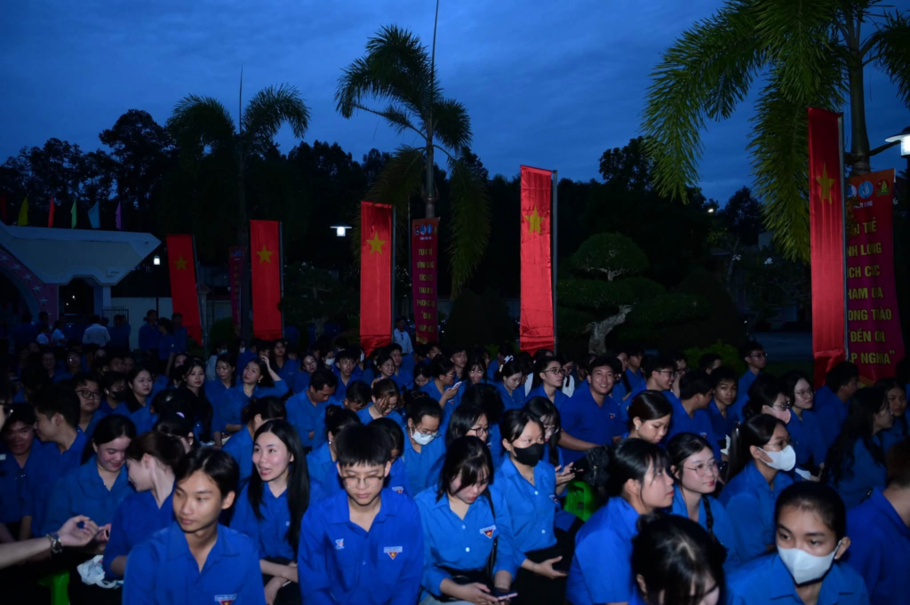Ảnh hoạt động
